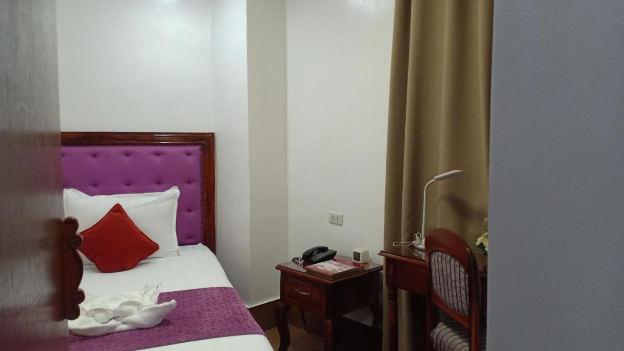 Cln Boutique Hotel Tacloban Esterno foto